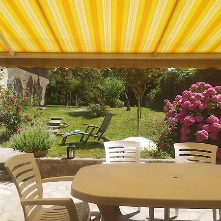 Logement Entier 3 Pieces Et Terrasse Mazieres-en-Gatine Экстерьер фото