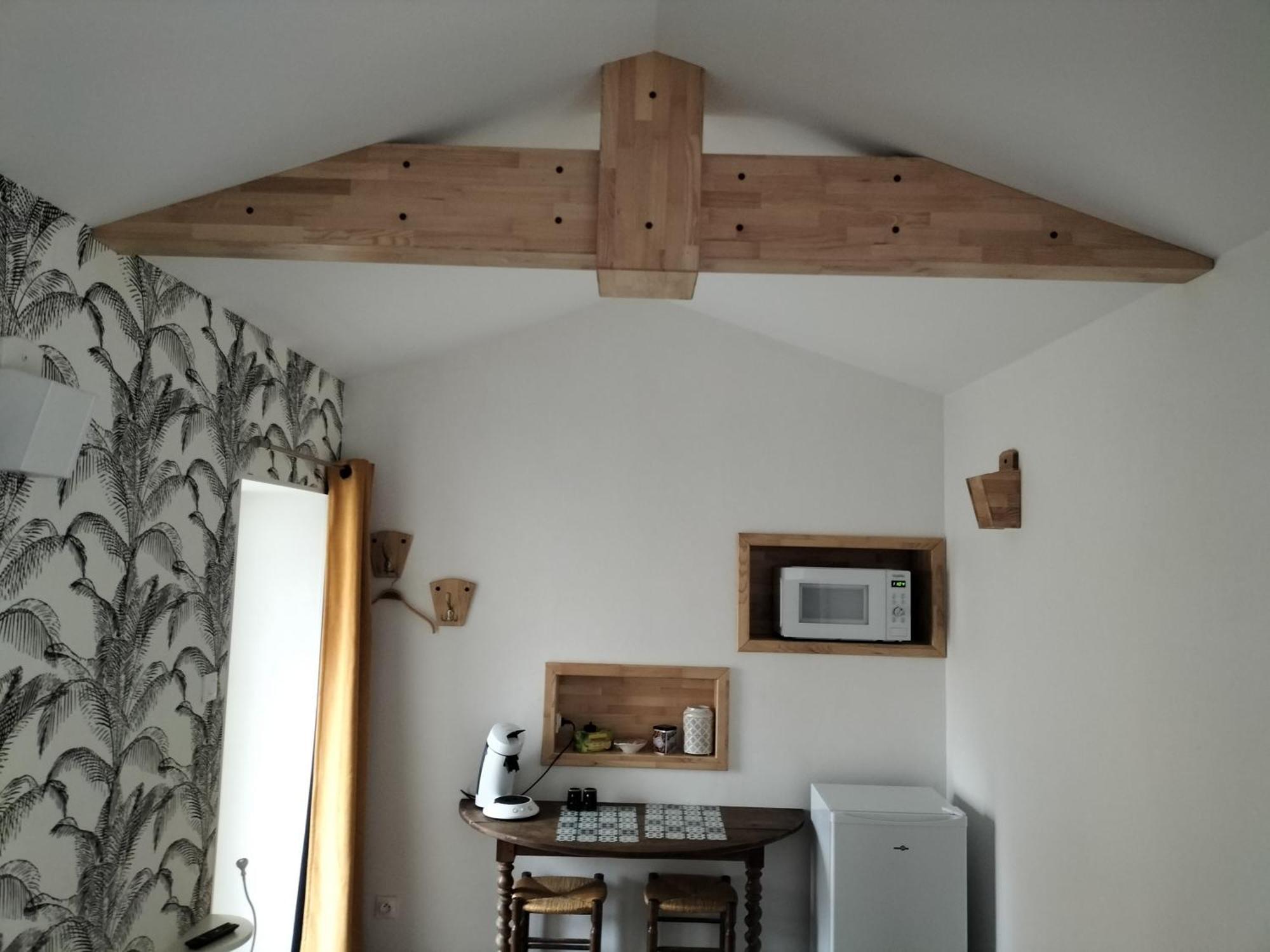 Logement Entier 3 Pieces Et Terrasse Mazieres-en-Gatine Экстерьер фото